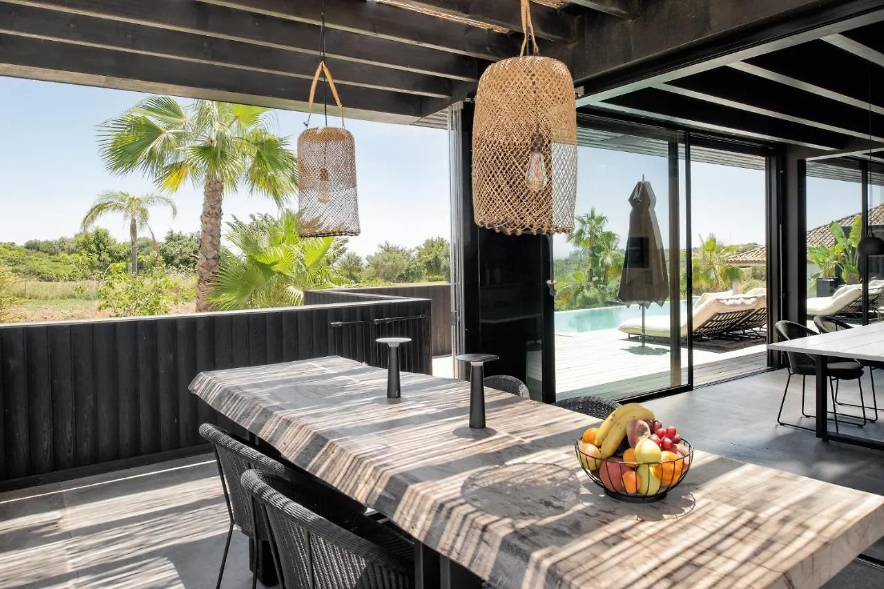 Unique Design 4 Bedrooms Casa Del Sol Estepona